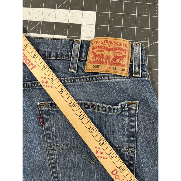 Levi's 559 Relaxed Straight Jeans Mens 38x30 Blue Rinse / Rain Wash 99/1 Stretch - Picture 1 of 6